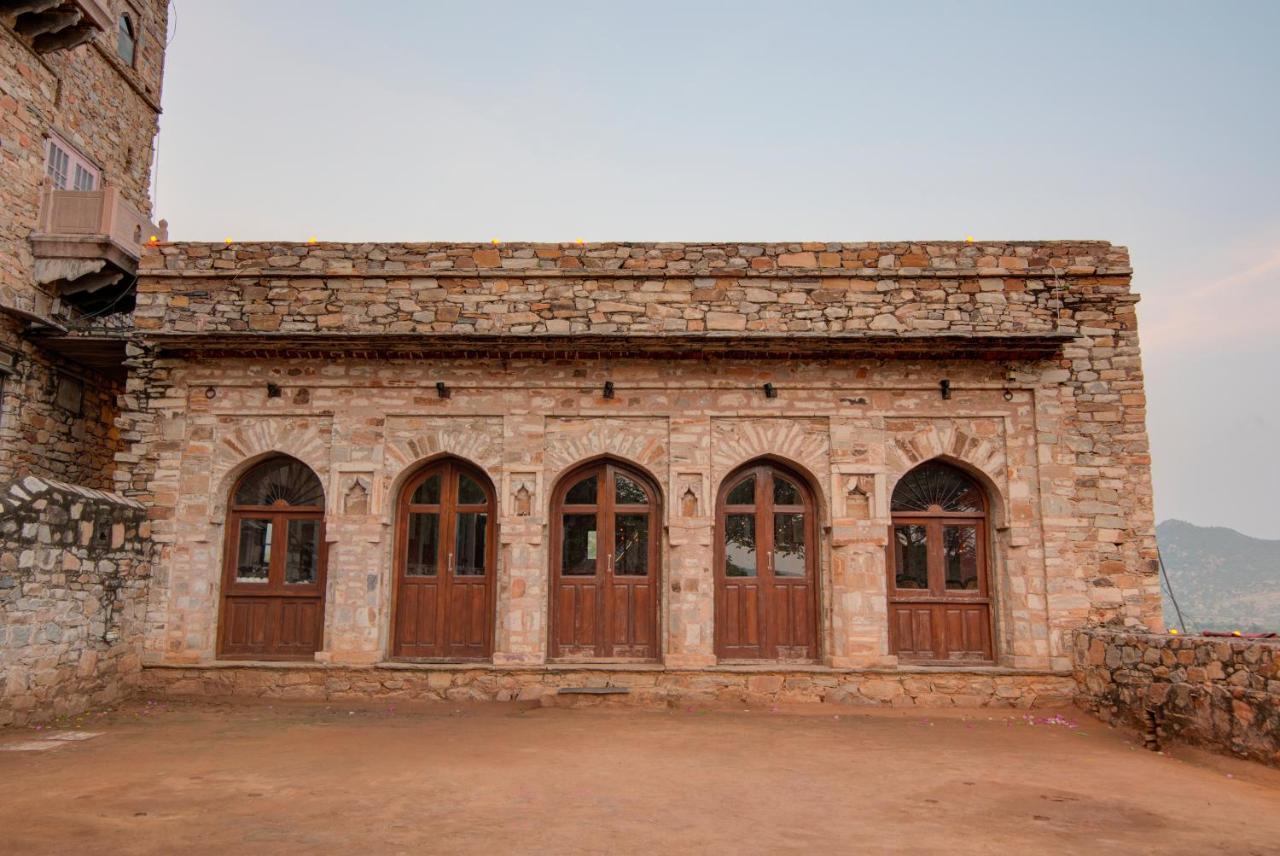 The Dadhikar Fort Alwar Exterior photo